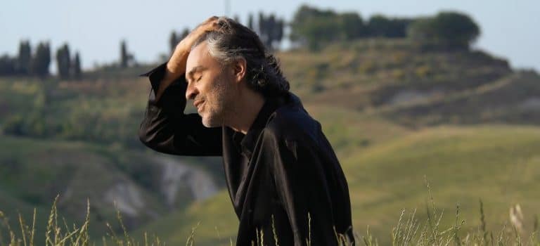 سرزمین مادری (ترانه ایتالیا از آندرا بوچلی) Andrea Bocelli - وب سایت ایتالیا و زبان ایتالیایی